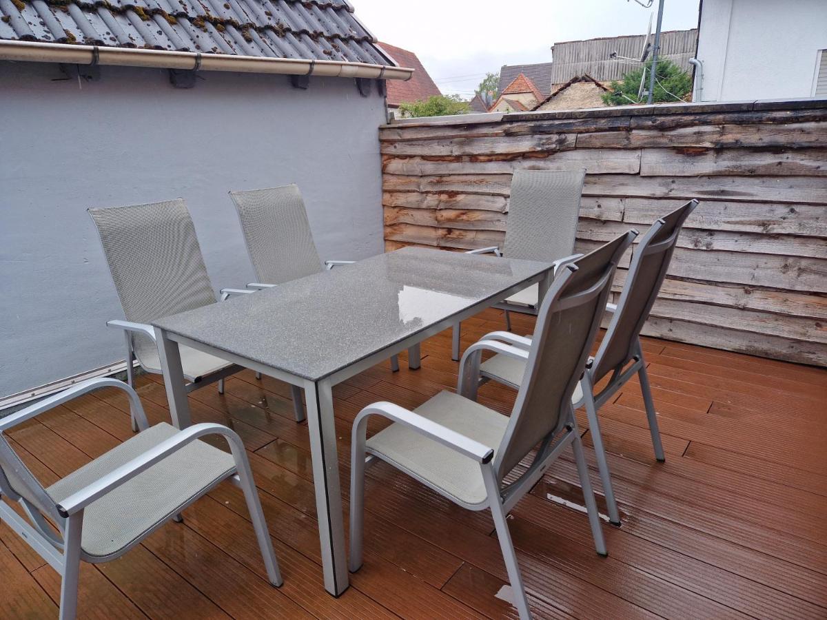 Ferienwohnung Blumenshein Bei Speyer Karlsruhe Familienfreundlich 5 Pers Zeiskam Exteriör bild