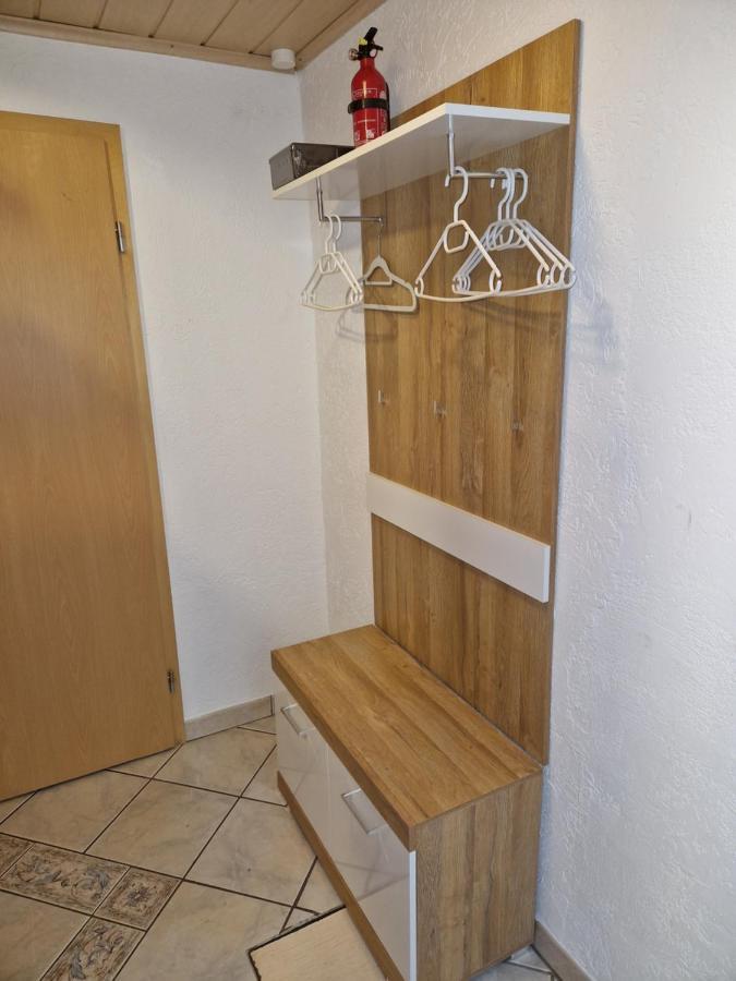 Ferienwohnung Blumenshein Bei Speyer Karlsruhe Familienfreundlich 5 Pers Zeiskam Exteriör bild